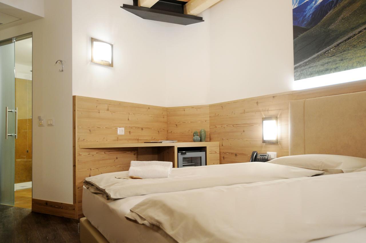 אדולו Touring Hotel & Spa מראה חיצוני תמונה