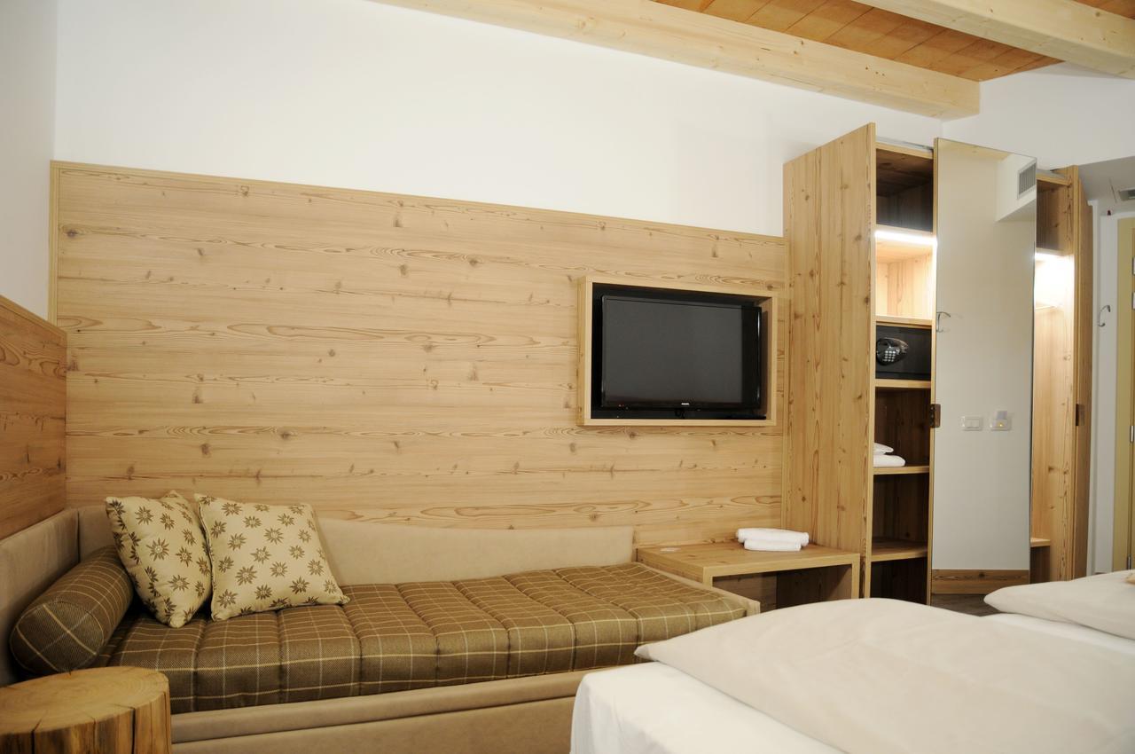 אדולו Touring Hotel & Spa מראה חיצוני תמונה