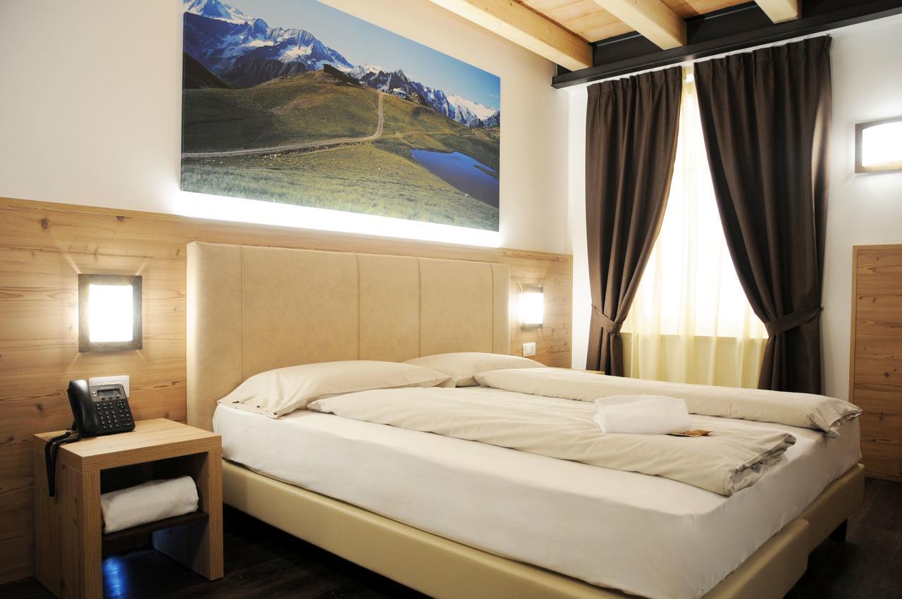 אדולו Touring Hotel & Spa מראה חיצוני תמונה
